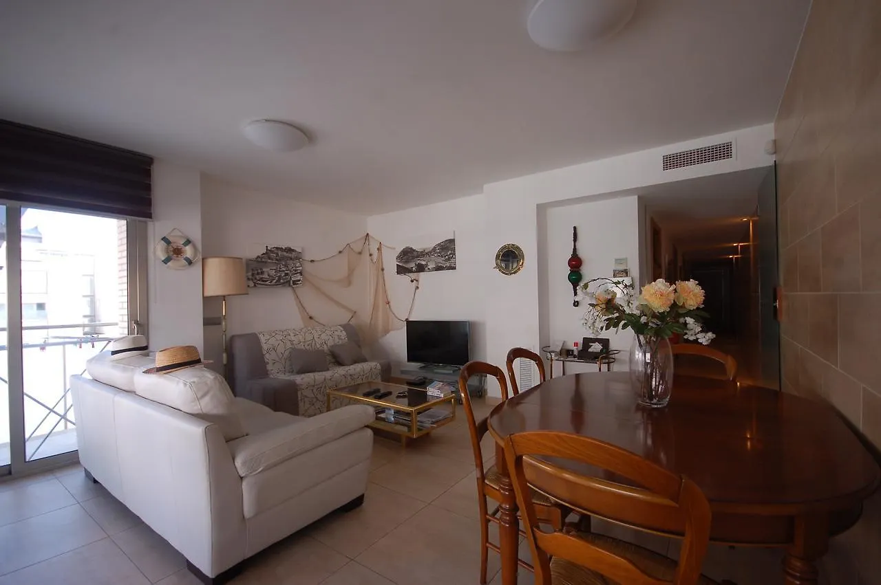 Lets Holidays Voramar Apartment Tossa de Mar