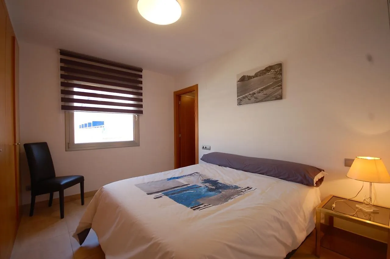 Lets Holidays Voramar Apartment Tossa de Mar