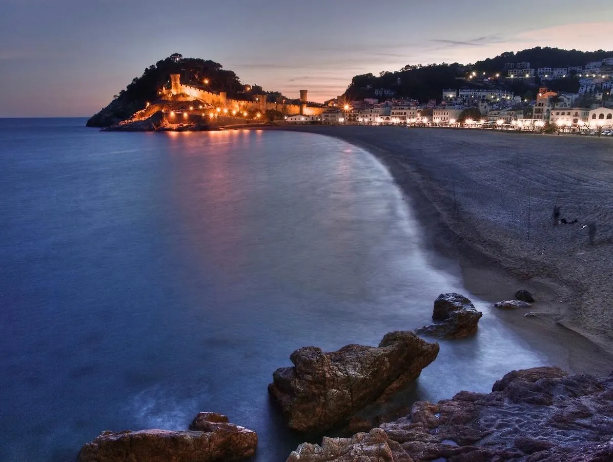 Lets Holidays Voramar Apartment Tossa de Mar